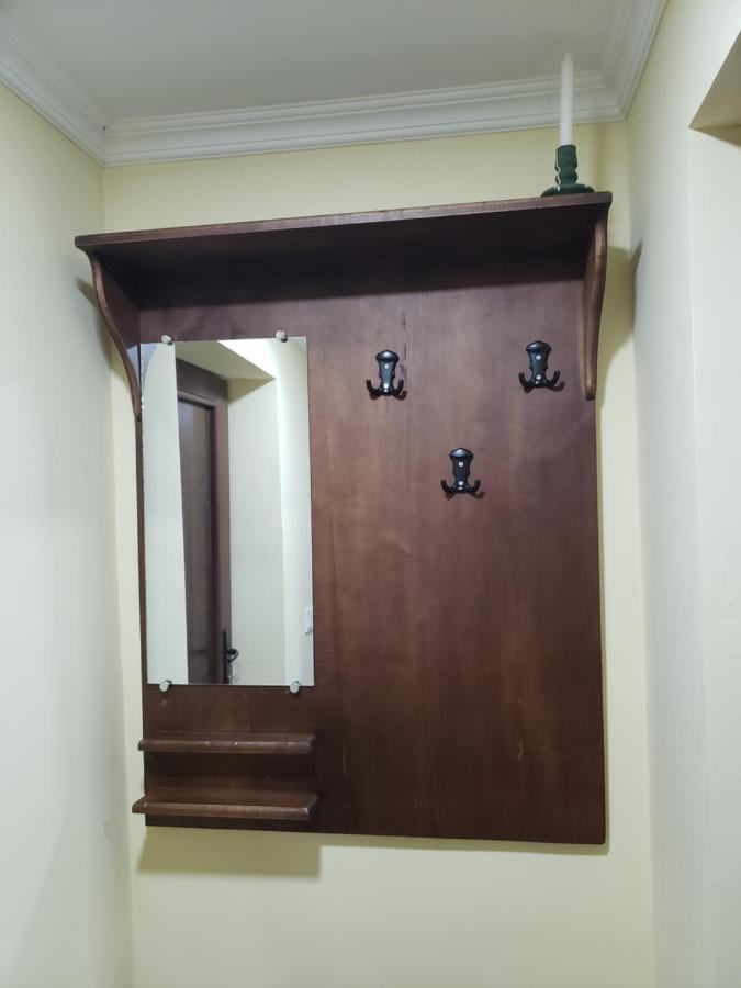 Guest House Nanu 메스티아 외부 사진